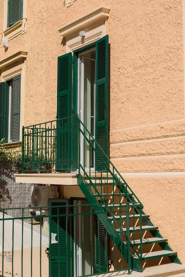 Romantica Family Apartment Near San Giovanni Italy